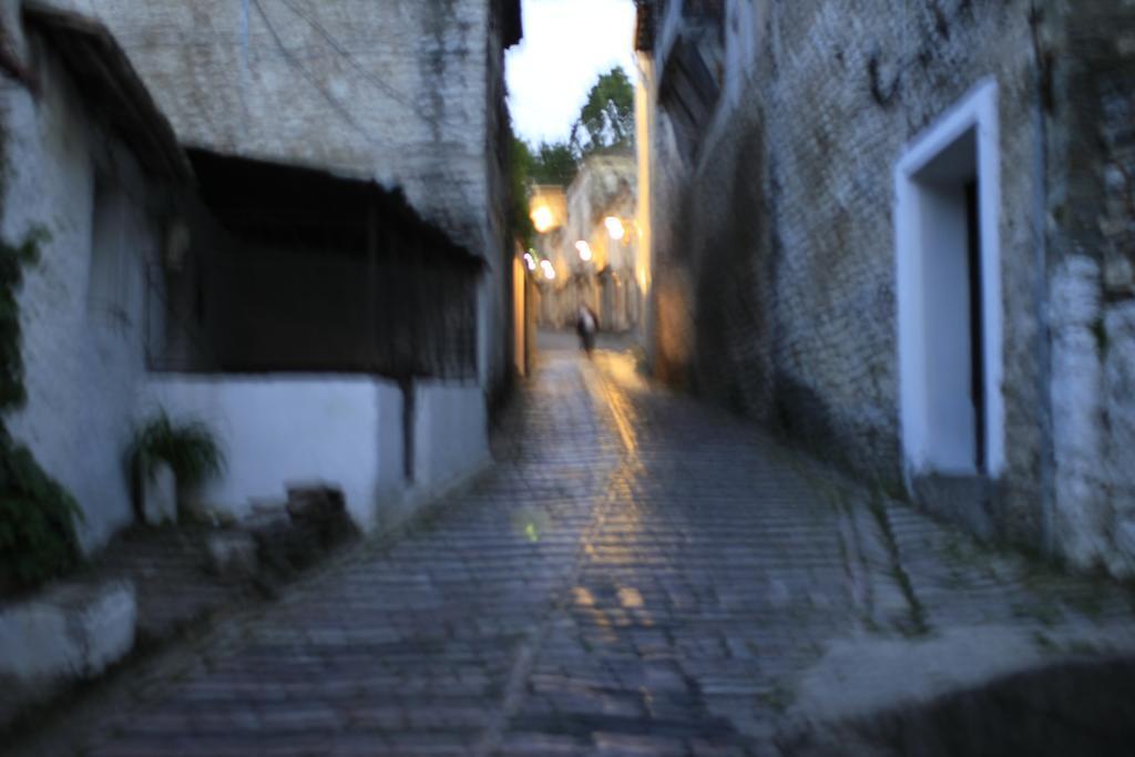 Eva Guesthouse Gjirokastër Eksteriør billede